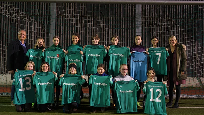 AH Petschallies Unterseite Sponsoring Trikot