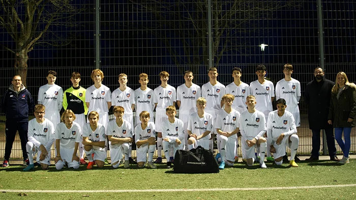 AH Petschallies Unterseite Sponsoring Trikot